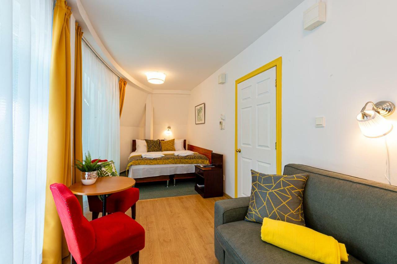My Lake Hotel Zamárdi エクステリア 写真